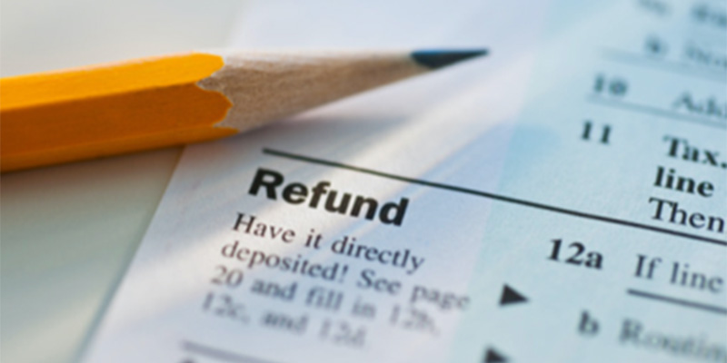 mother in military fatigues hugging daughter